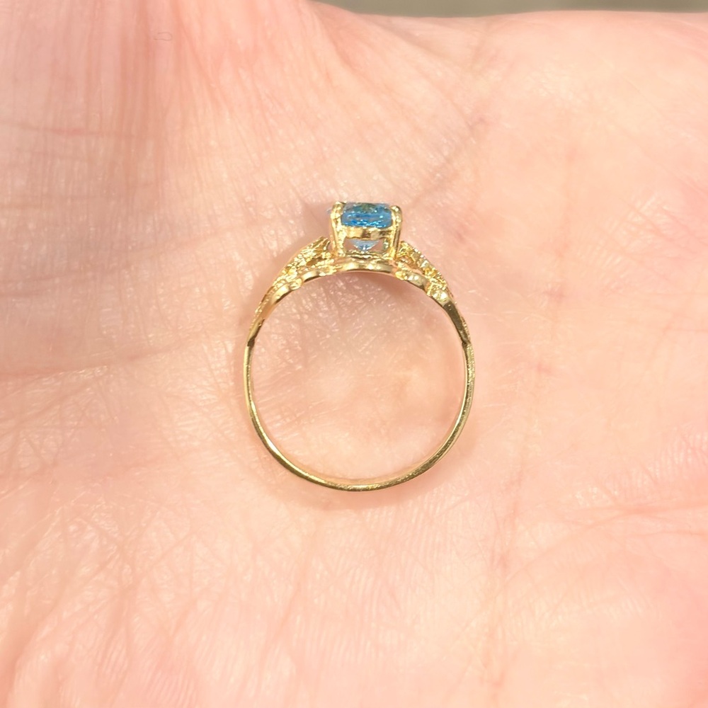 Vintage Swiss Blue Topaz Gold Ring: 14K Beverly Hills Laurel Leaf Solitaire - Picture 9 of 12